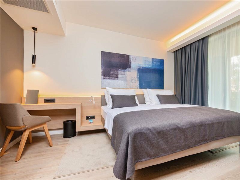 Garden Suites Park Plava Laguna Poreč Extérieur photo