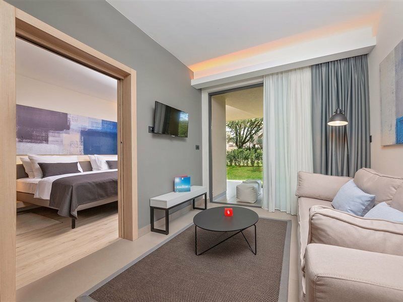 Garden Suites Park Plava Laguna Poreč Extérieur photo
